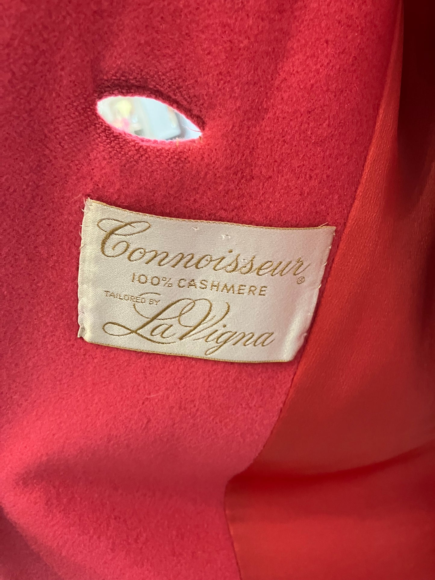 Vintage “Wolf Wile’s” 100% Cashmere Coat Connoisseur Tailored by La Vigna