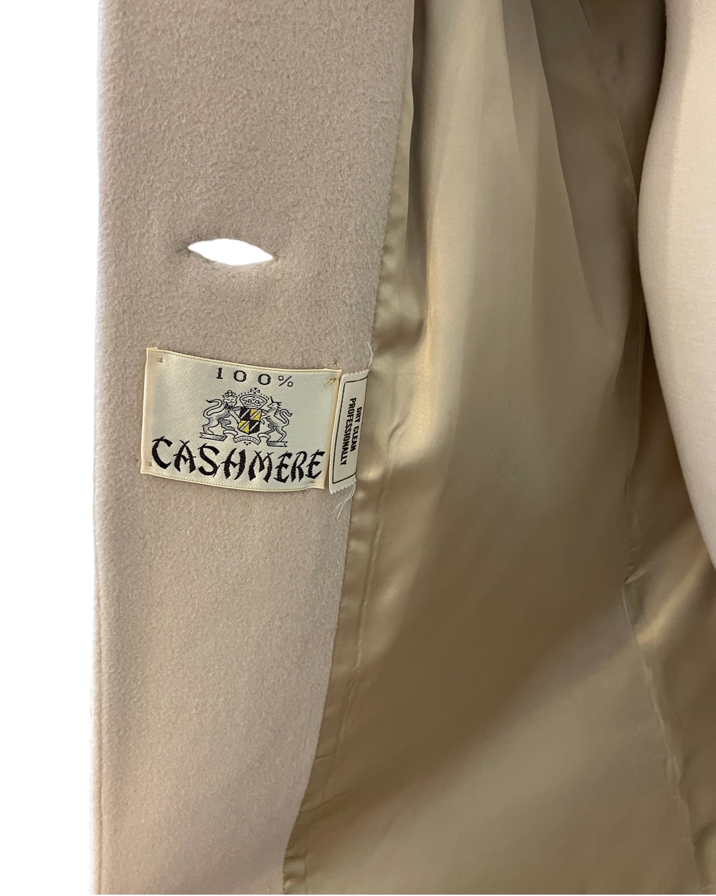 100% Cashmere Tan Color Coat With Fur Collar (1960s)