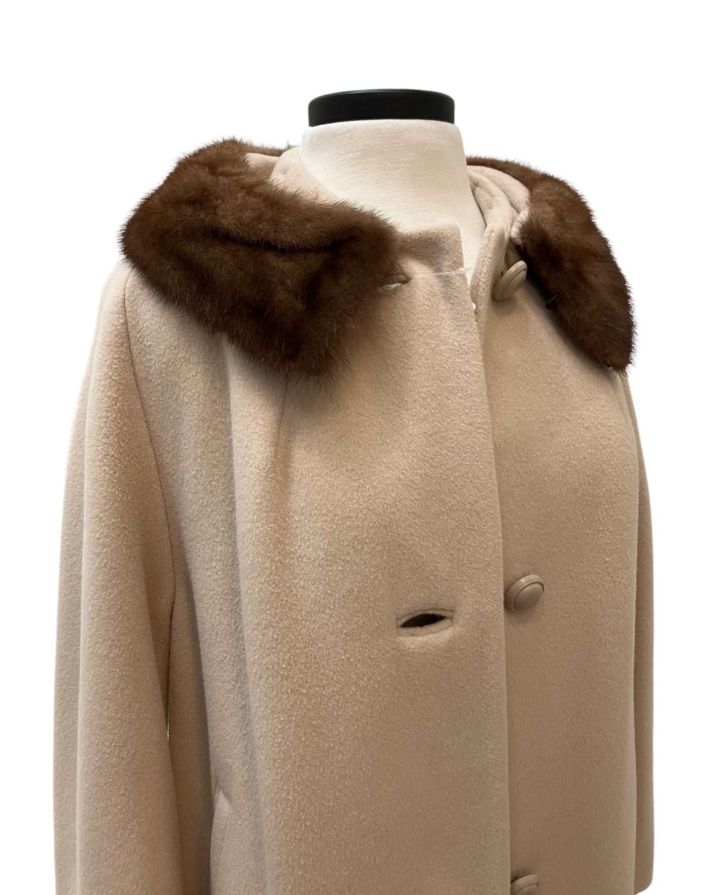 100% Cashmere Tan Color Coat With Fur Collar (1960s)