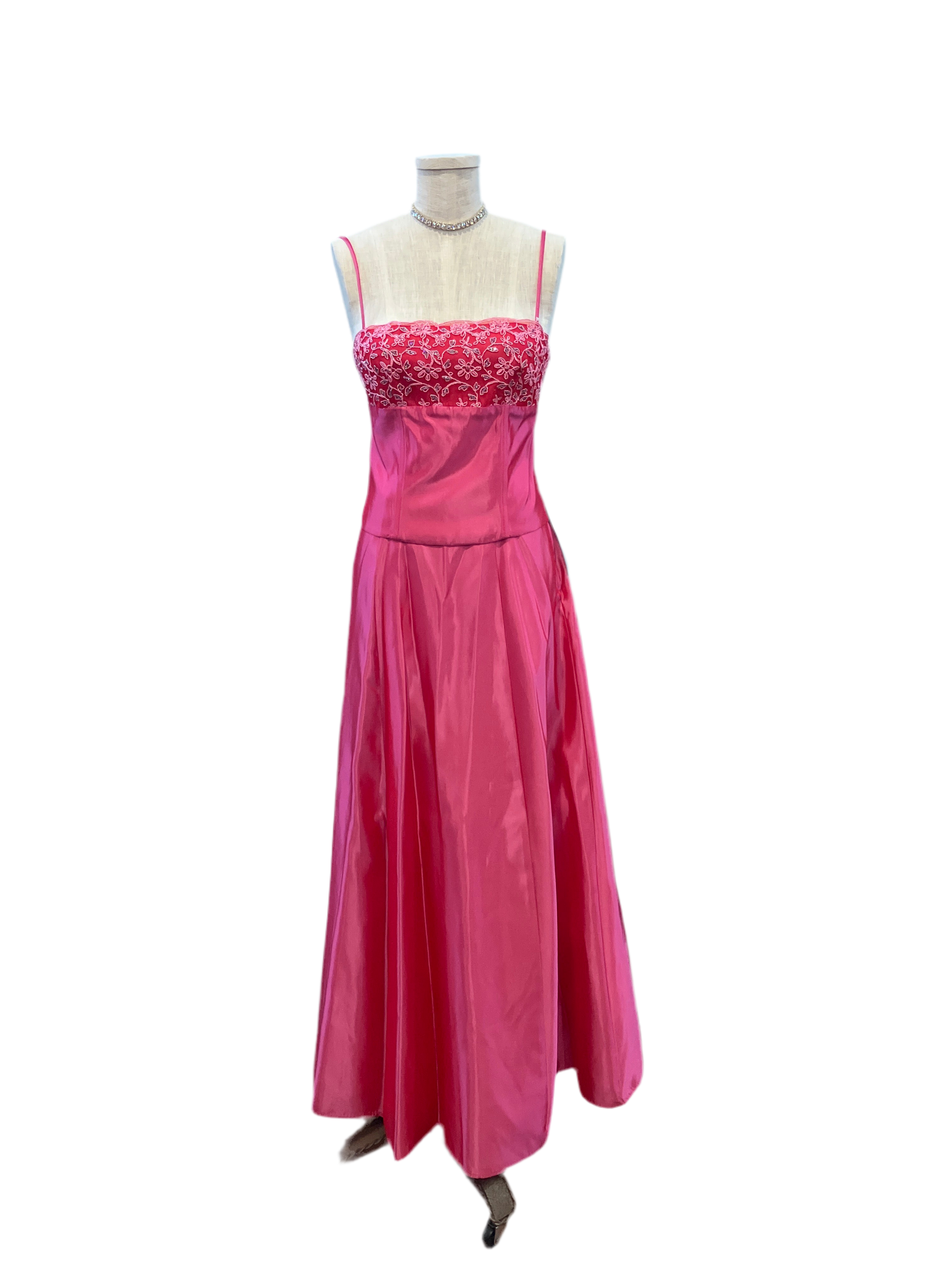 Vintage New with Tags City Triangles Pink Two Piece Bodice/Skirt Gown – Amorin Vintage Vintage New with Tags City Triangles Pink Two Piece Bodice/Skirt Gown – Amorin Vintage