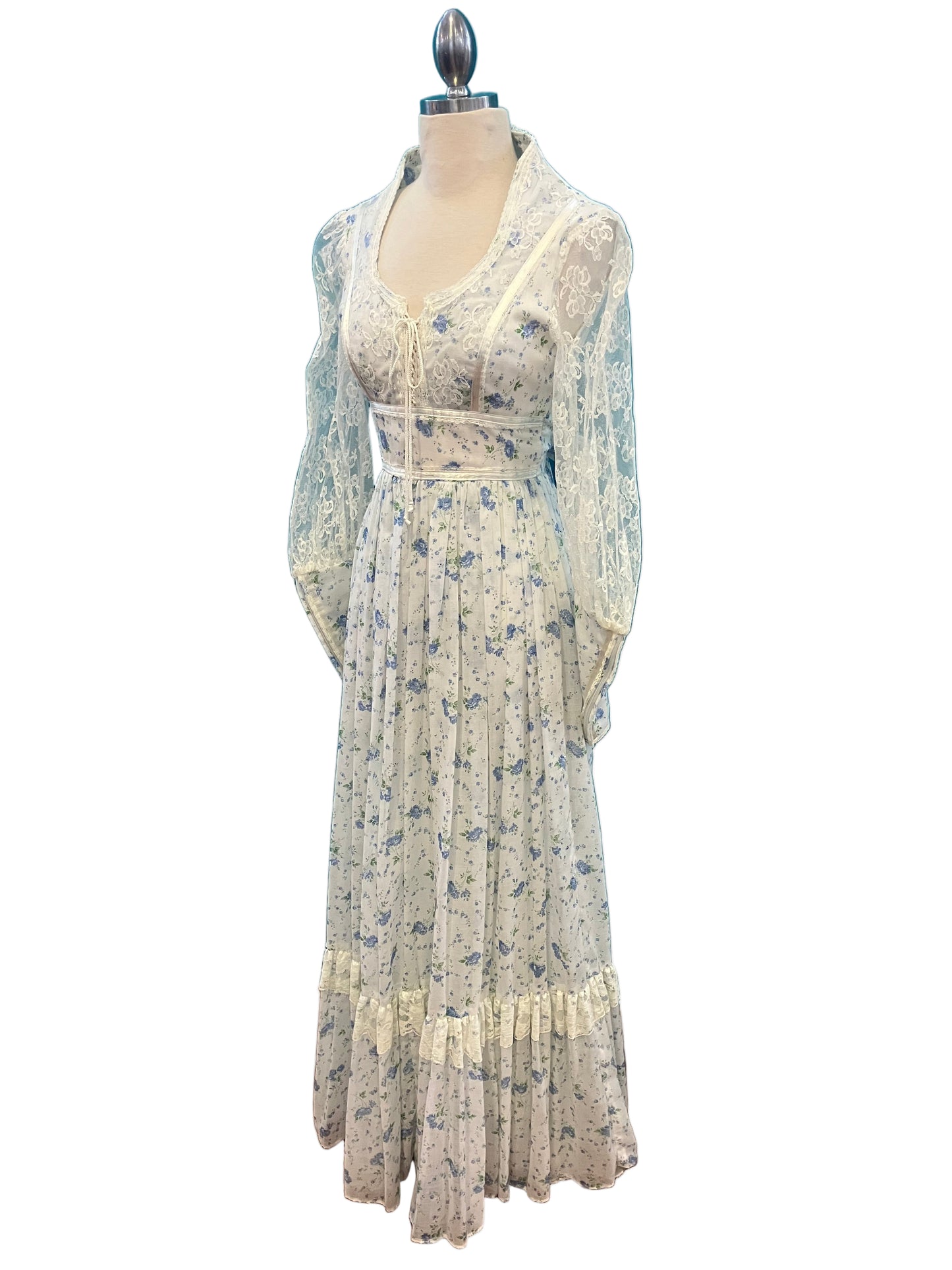 Vintage WhiteGunne Sax w/ Blue Floral Pattern