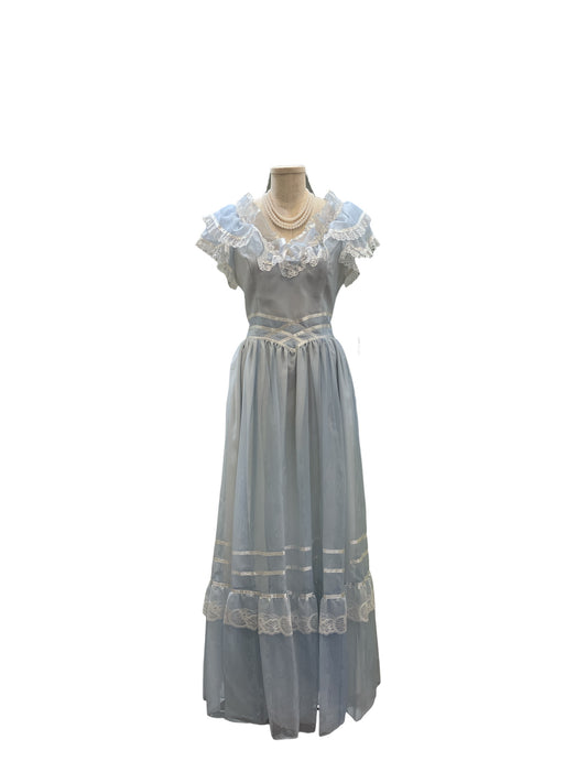Vintage 1980s Gunne Sax New Without Tags Blue Acetate with White Lace Ruffles Never Worn Formal Gown Size 11