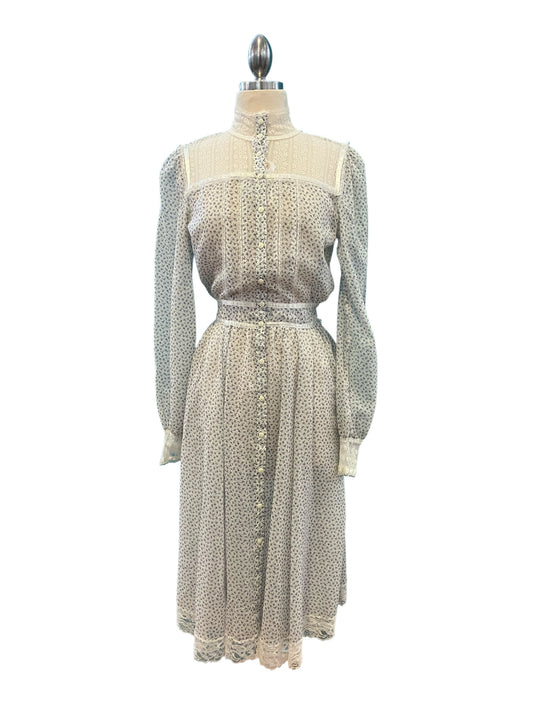 Vintage Gunne Sax Size 11 White and Purple Floral Cotton Voile Midi Prairie Dress With Lace Collar