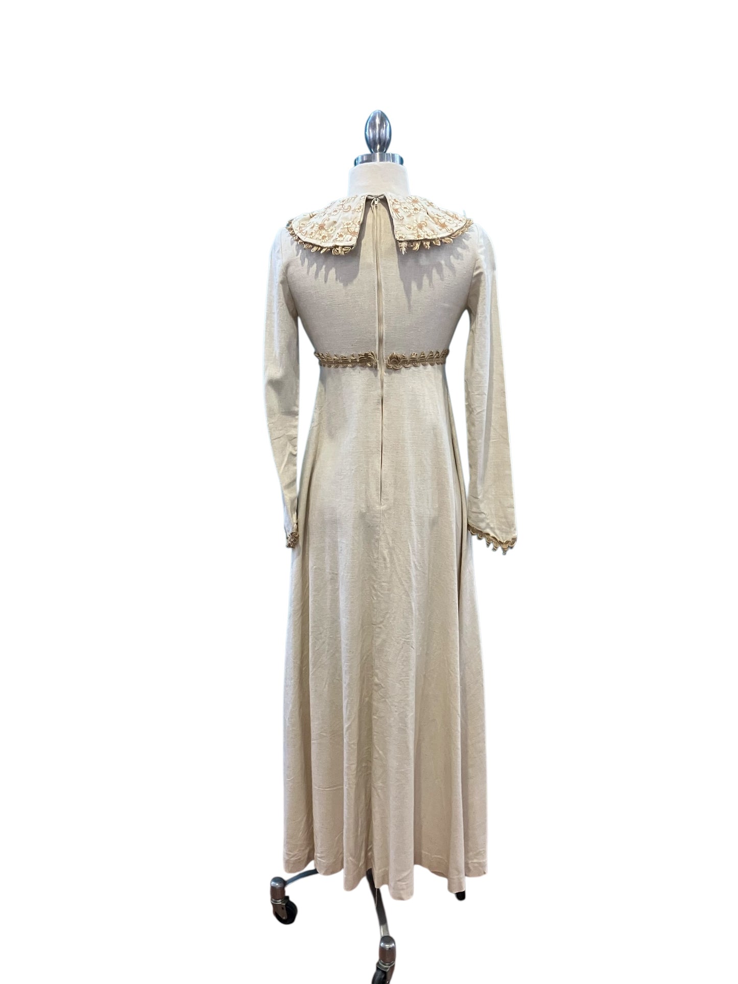 Very Rare Gunne Sax Two Hearts Label Muslin Edwardian Style Dress with High Collar Late 1960s/Early 1970s