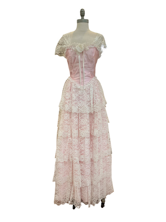 Vintage 1980s Alfred Angelo Flirtations Layered Ruffle Lace Ballgown Baby Pink Coquette Dress Vintage Size 11-12