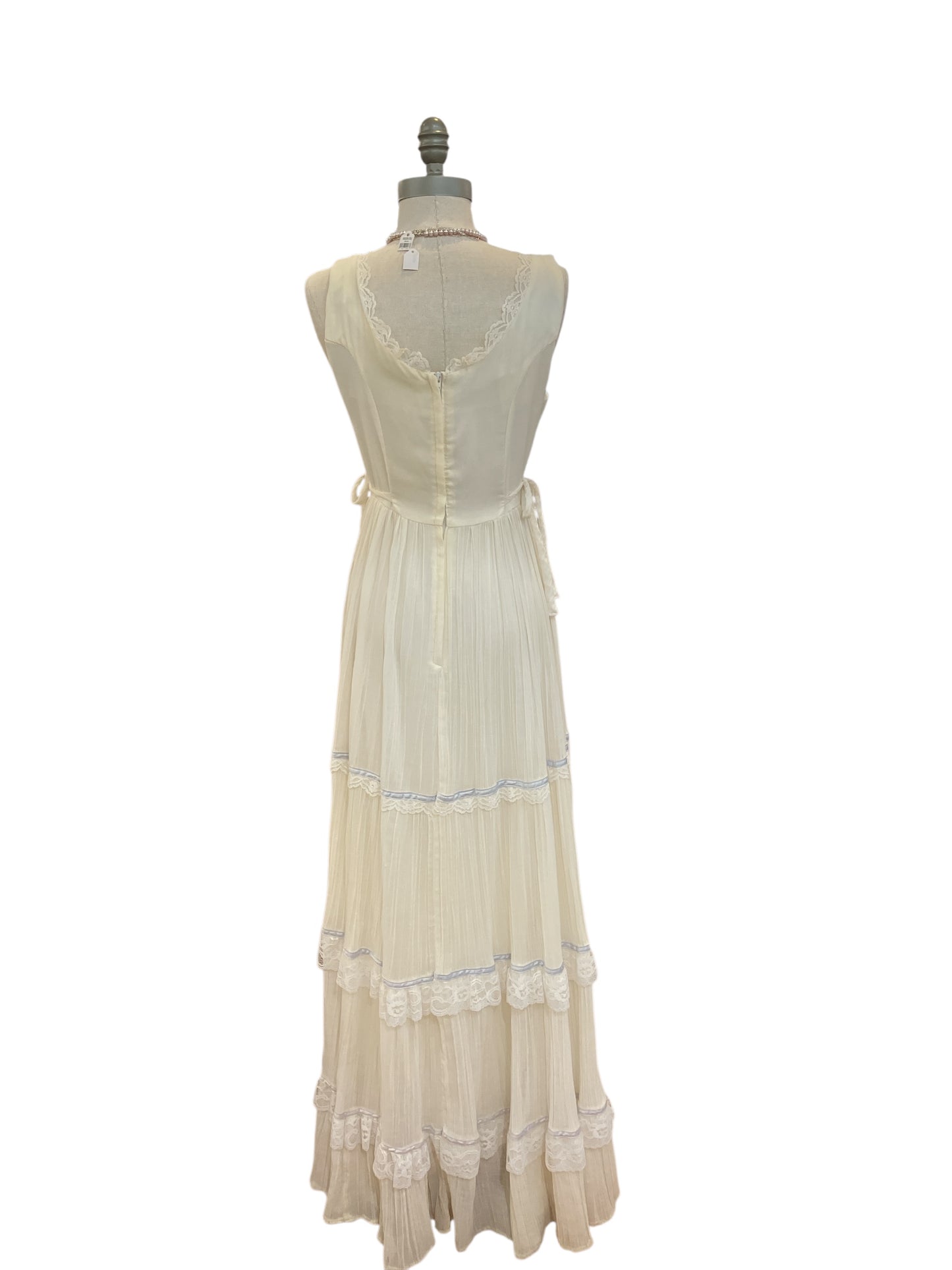 Vintage Gunne Sax by Jessica White Lace Up Sundress with Pale Lavender Trim and Waist Ties Full Sweep Cotton Gauze