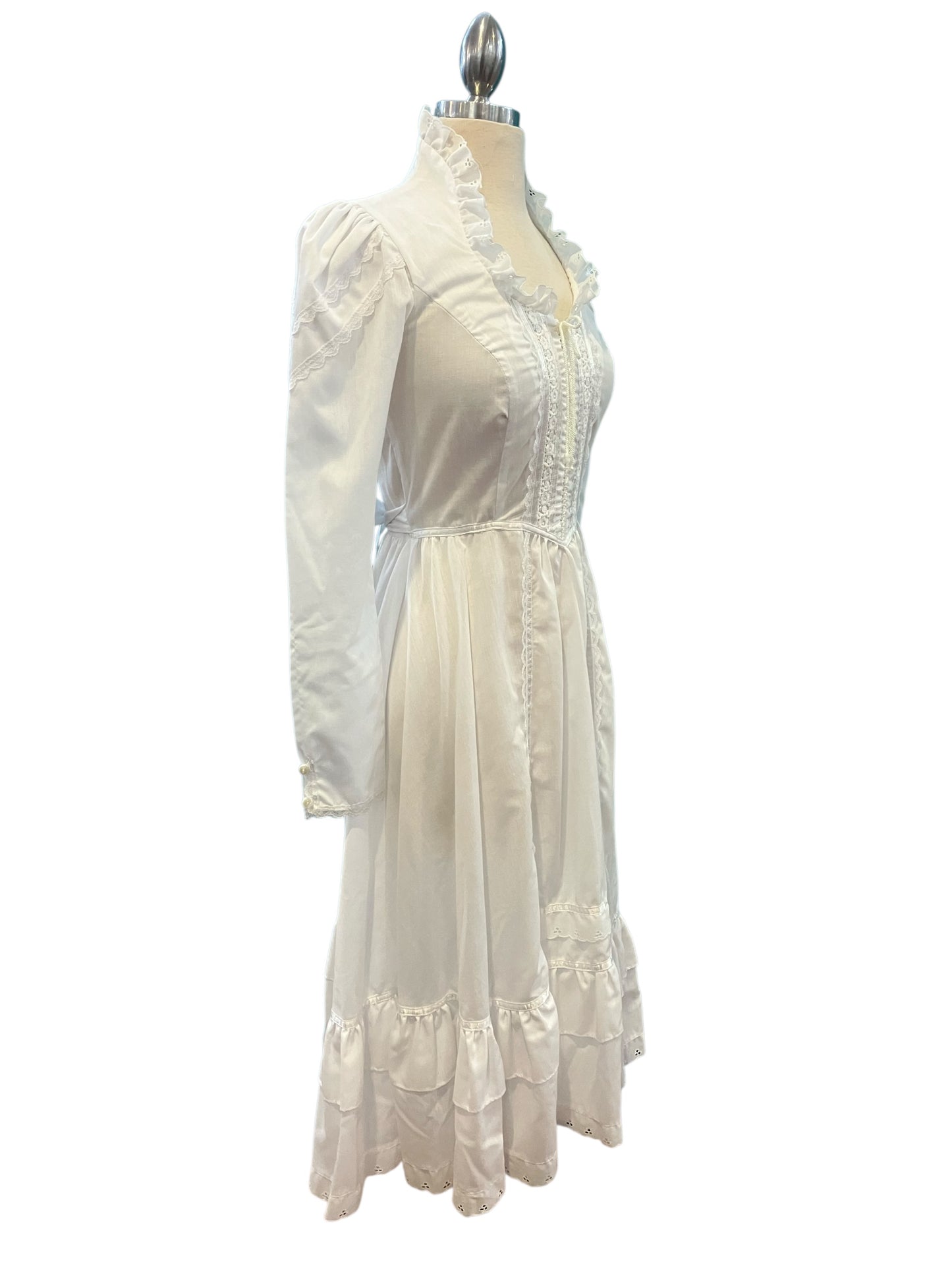 Vintage Pure White Gunne Sax Cotton Dress with Queen Anne Collar Size 7