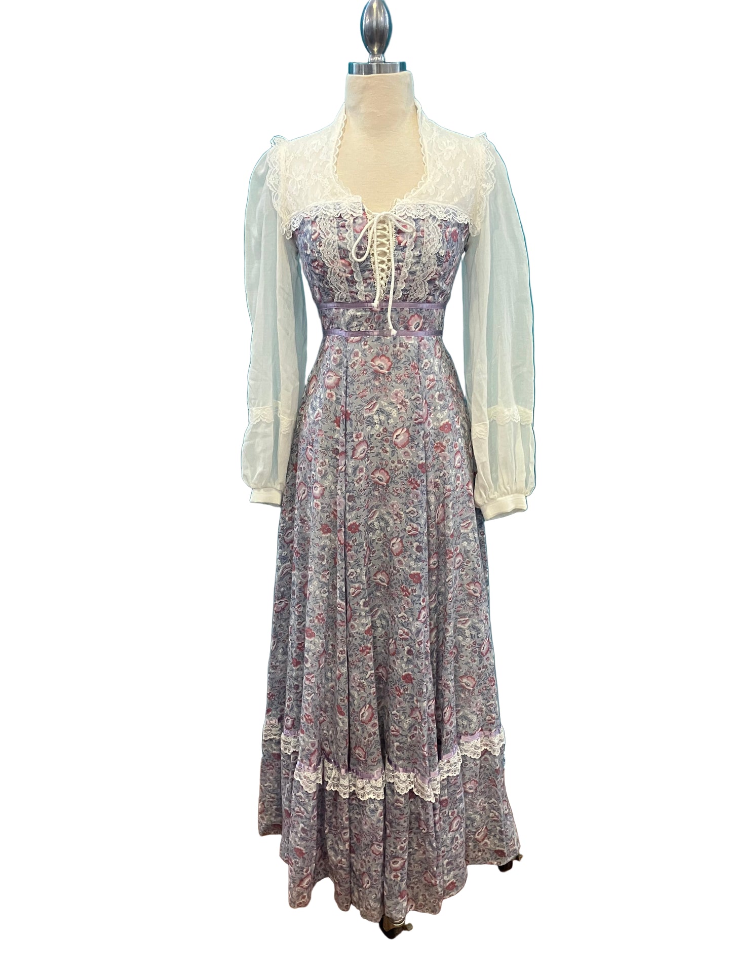 Vintage Purple Gunne Sax Dress w/ Pink Floral Pattern