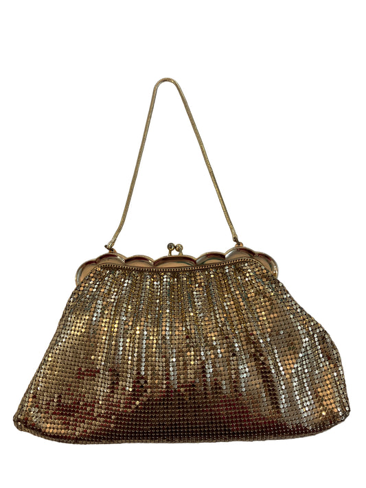 Vintage Whiting and Davis Gold Metal Mesh Bag Scalloped Closure