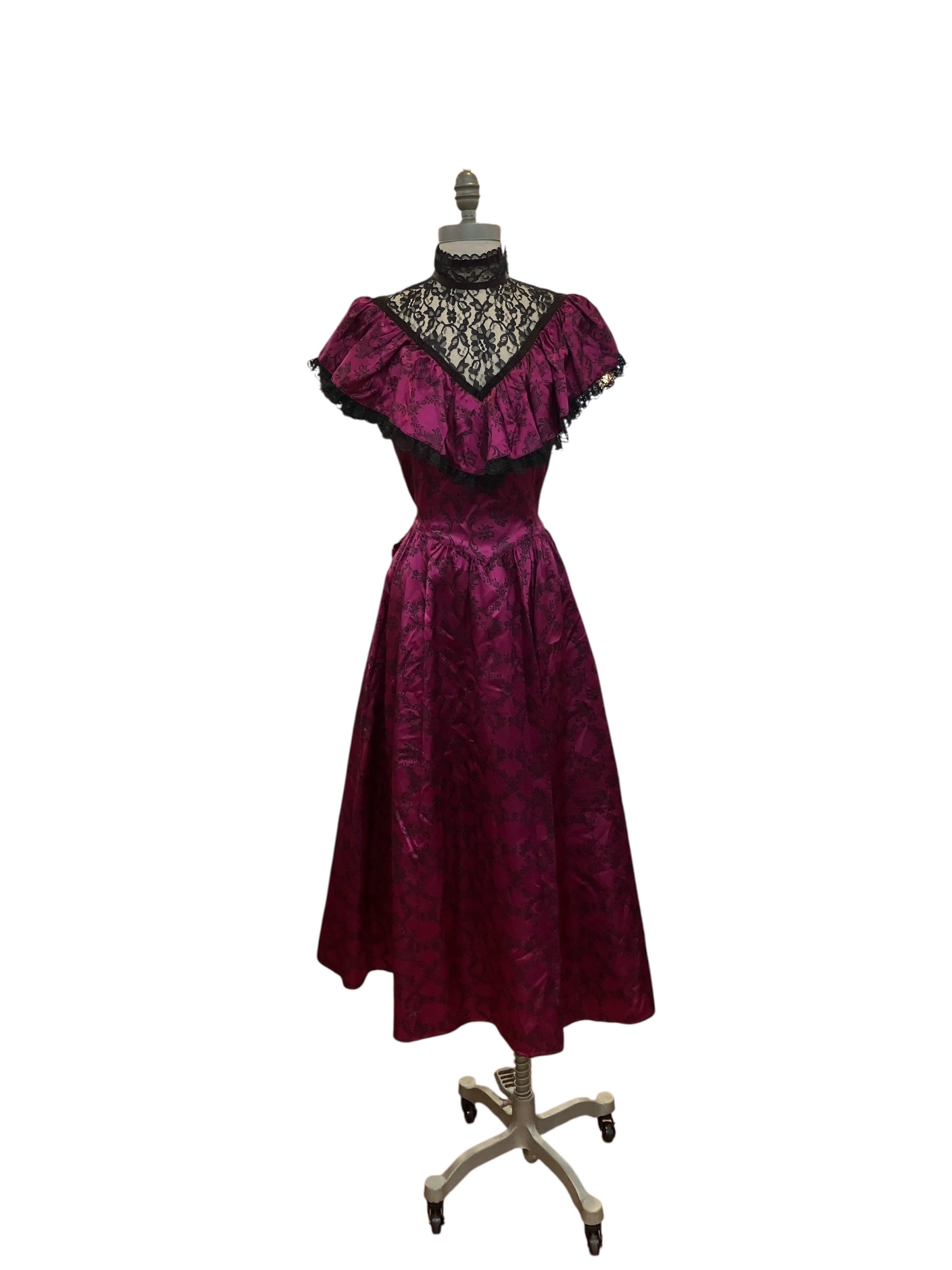 Gunne Sax, Jessica McClintock, Scott McClintock – Amorin Vintage