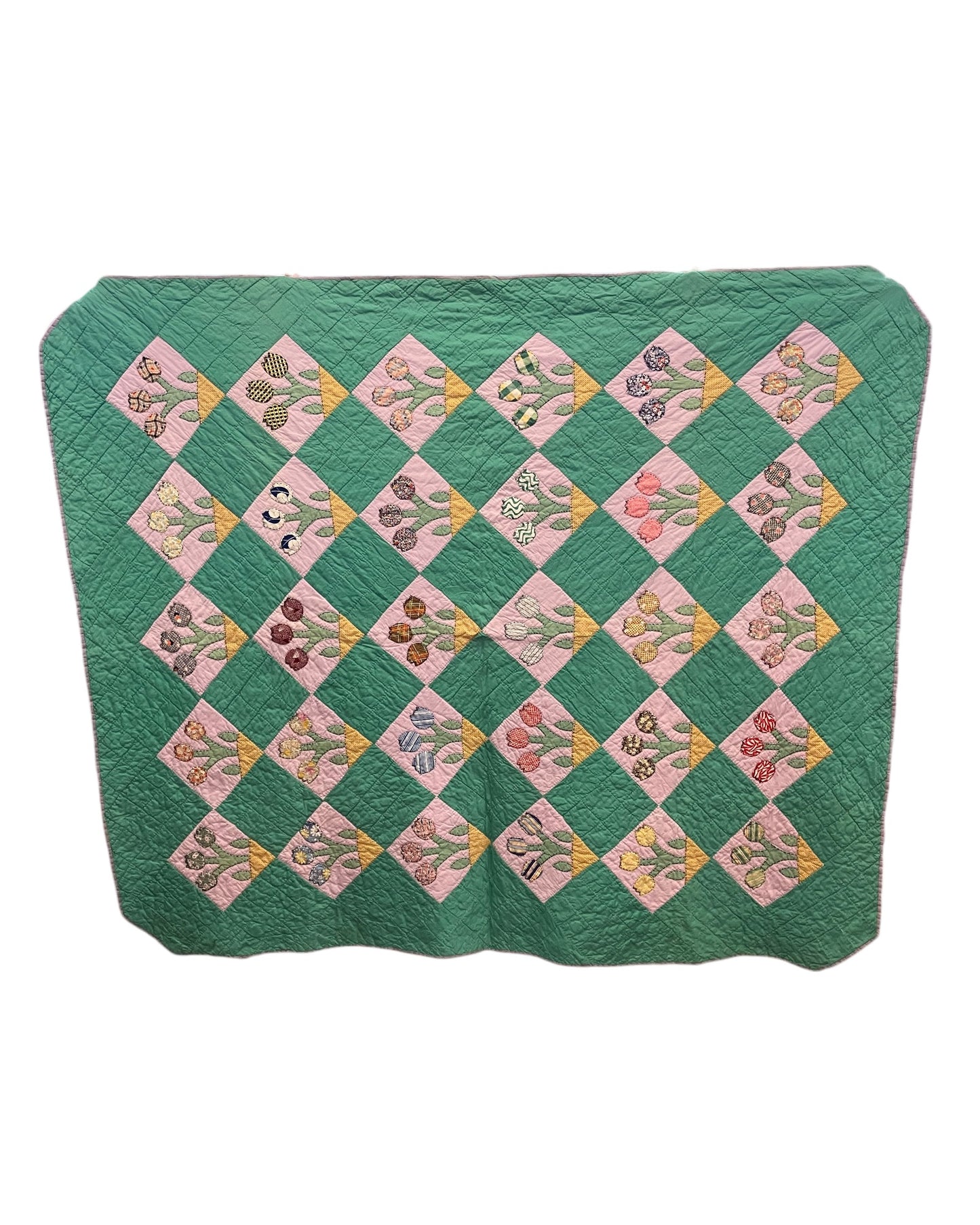 Vintage Handmade Tulip Quilt